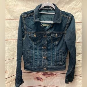 American Eagle denim jacket-Ladies medium